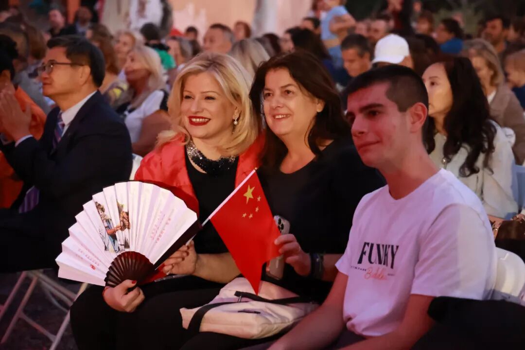 2025年“天涯共此时——中秋诗会”在希腊华彩上演