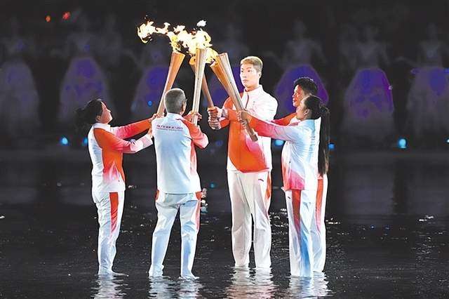 侨心映全运_乡情架桥梁 侨心映全运_乡情架桥梁